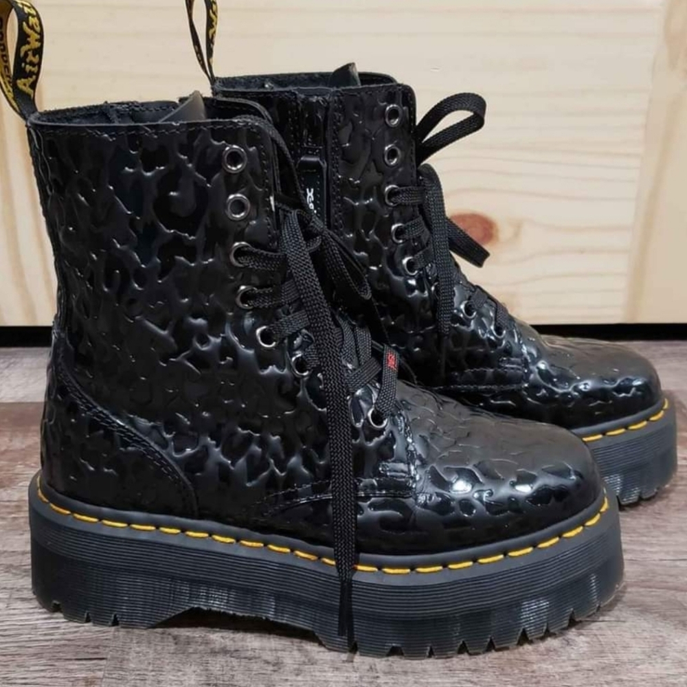 Dr Martens Jadon X-Girl